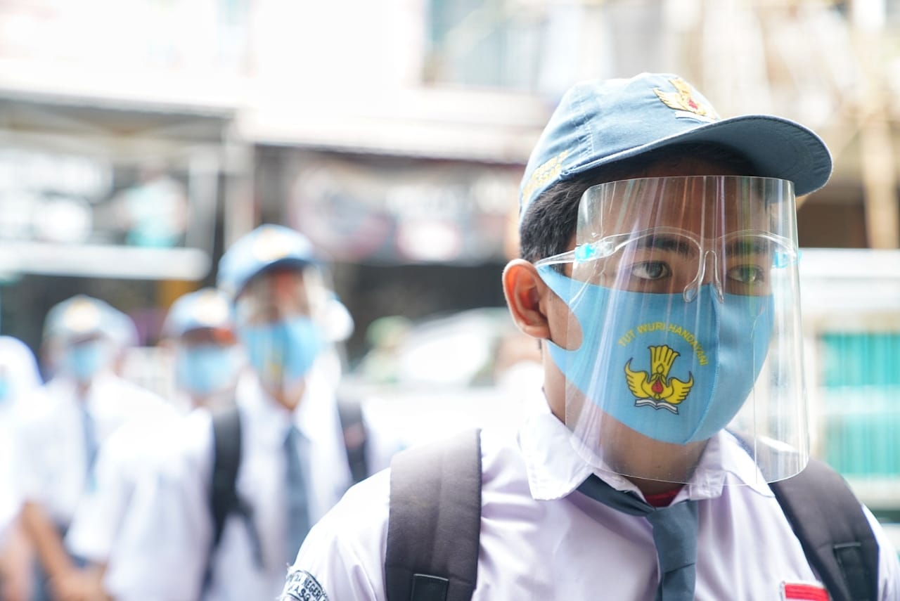 Belajar Tatap Muka Dibatasi, Siswa Dalam Kelas 32 Orang